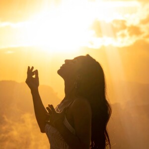 過去を手放し、未来を受け取る